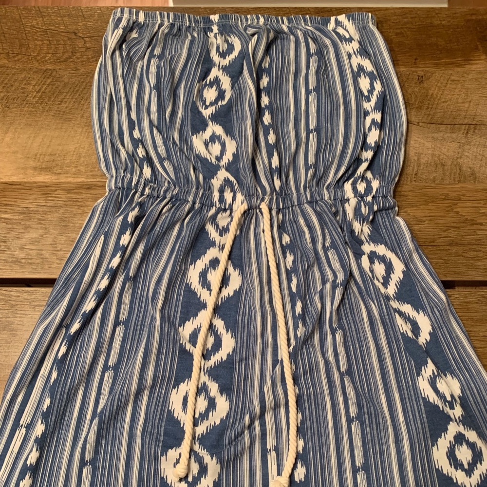 Cute strapless sundress
